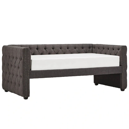 Lit de repos capitonné Knightsbridge Twin avec clous décoratifs