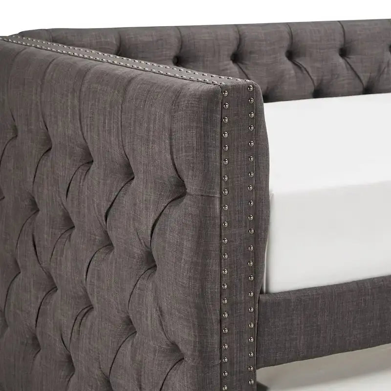 Lit de repos capitonné Knightsbridge Twin avec clous décoratifs